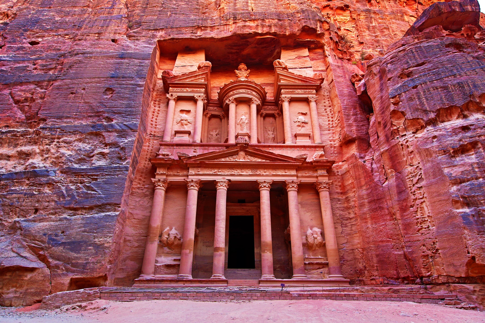 Why Now Is the Time to Visit Petra in Jordan | Vogue
