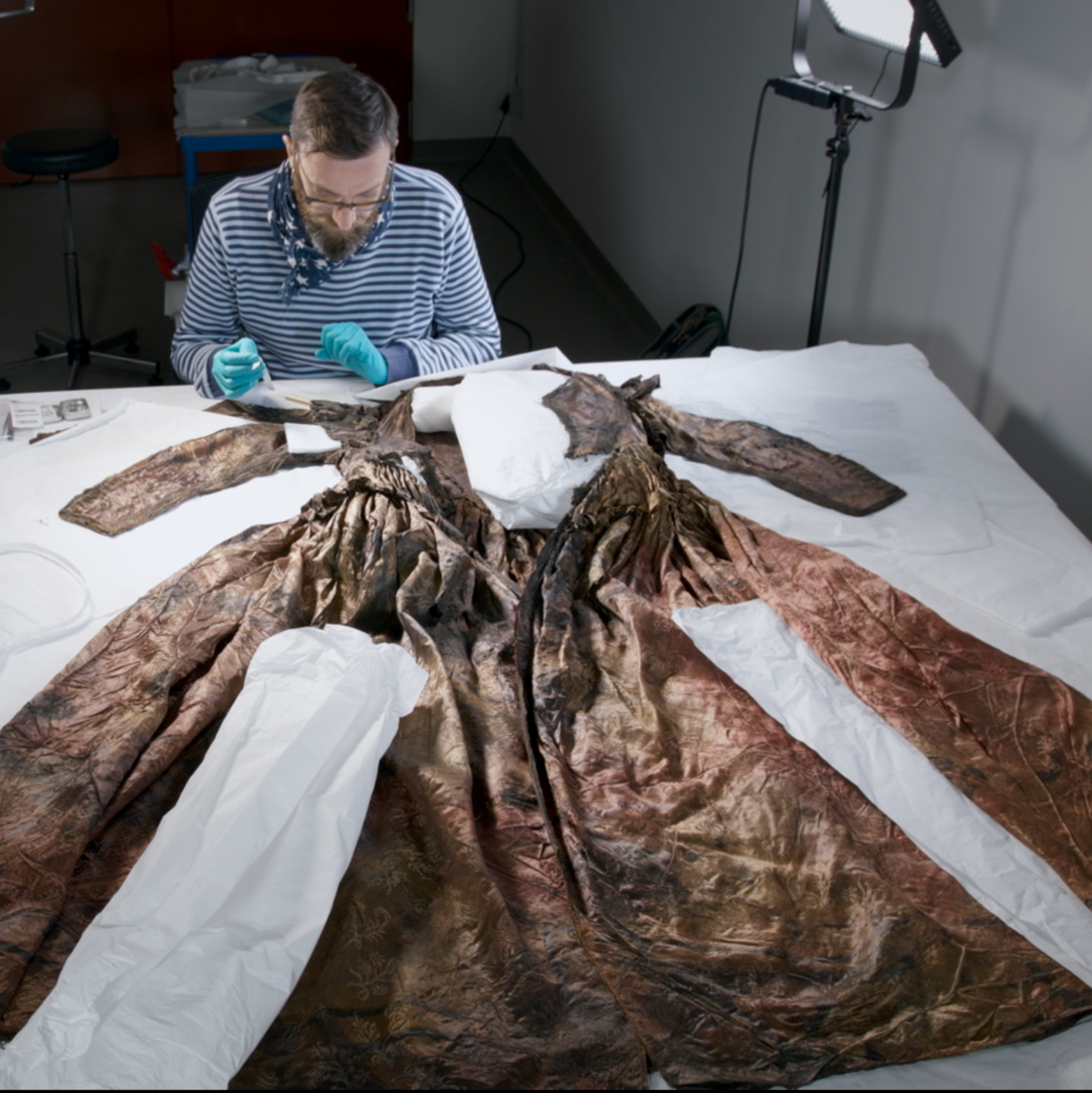 This Dress Survived for More Than Three Centuries at the Bottom of the Sea  - The New York Times