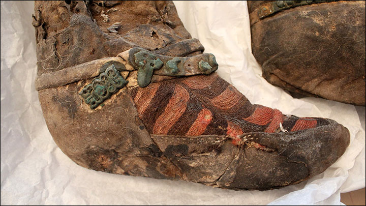 Archeologists Restore The 1,100-Year-Old Mummy With "Adidas Trainers" |  IFLScience