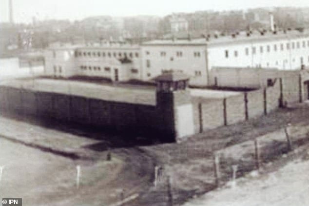 The prison in Warsaw was officially named the Penal and Investigative prison, but unofficially known as 'Toledo' - after the sword made in the Spanish city of the same name