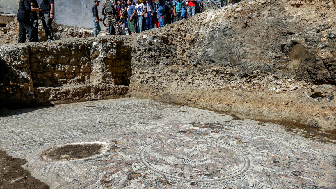 Dazzling Roman mosaic discovered in Syria's Rastan