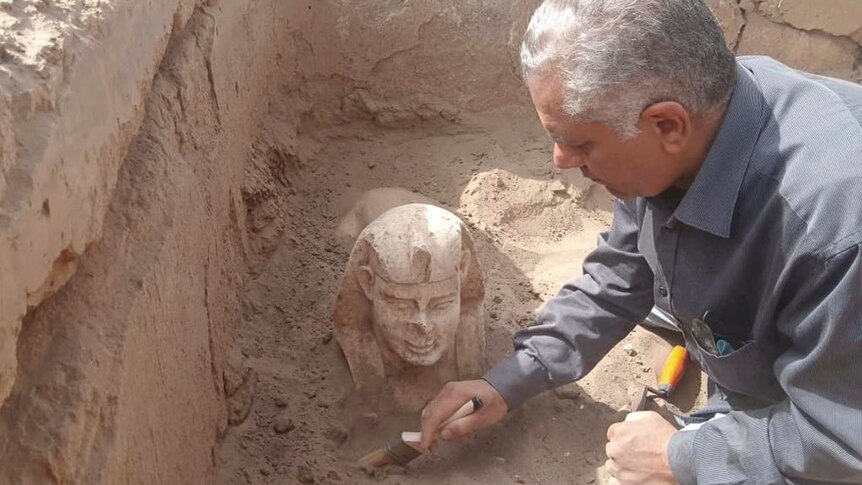 Archaeologists in Egypt unearth sphinx-like Roman-era statue, ancient  hieroglyphic tablet - ABC News