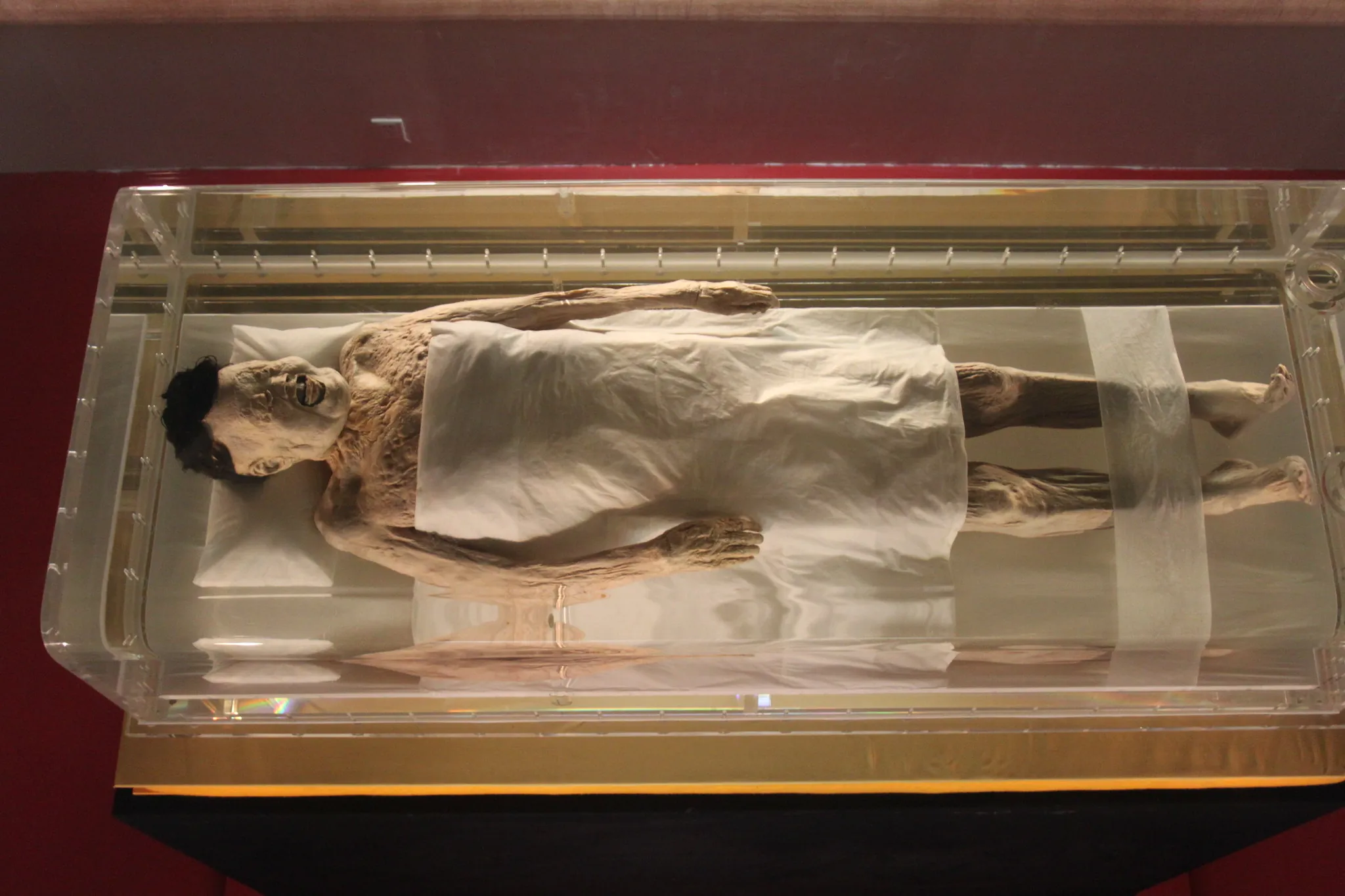 At 2,100 Years Old, Lady Dai's Mummy Is Still In Unbelievable Shape |  IFLScience
