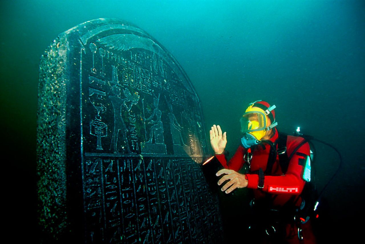 Franck Goddio: Projects: Sunken civilizations: Thonis-Heracleion: Interactive Map: Thonis-Heracleion: Stele of Thonis-Heracleion