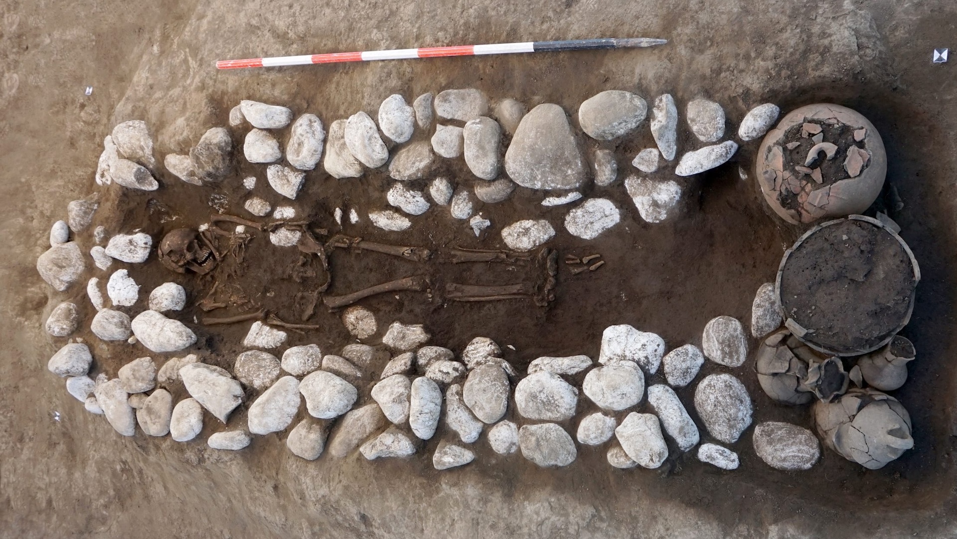 Iron Age necropolis that predates Rome unearthed near Naples | Live Science
