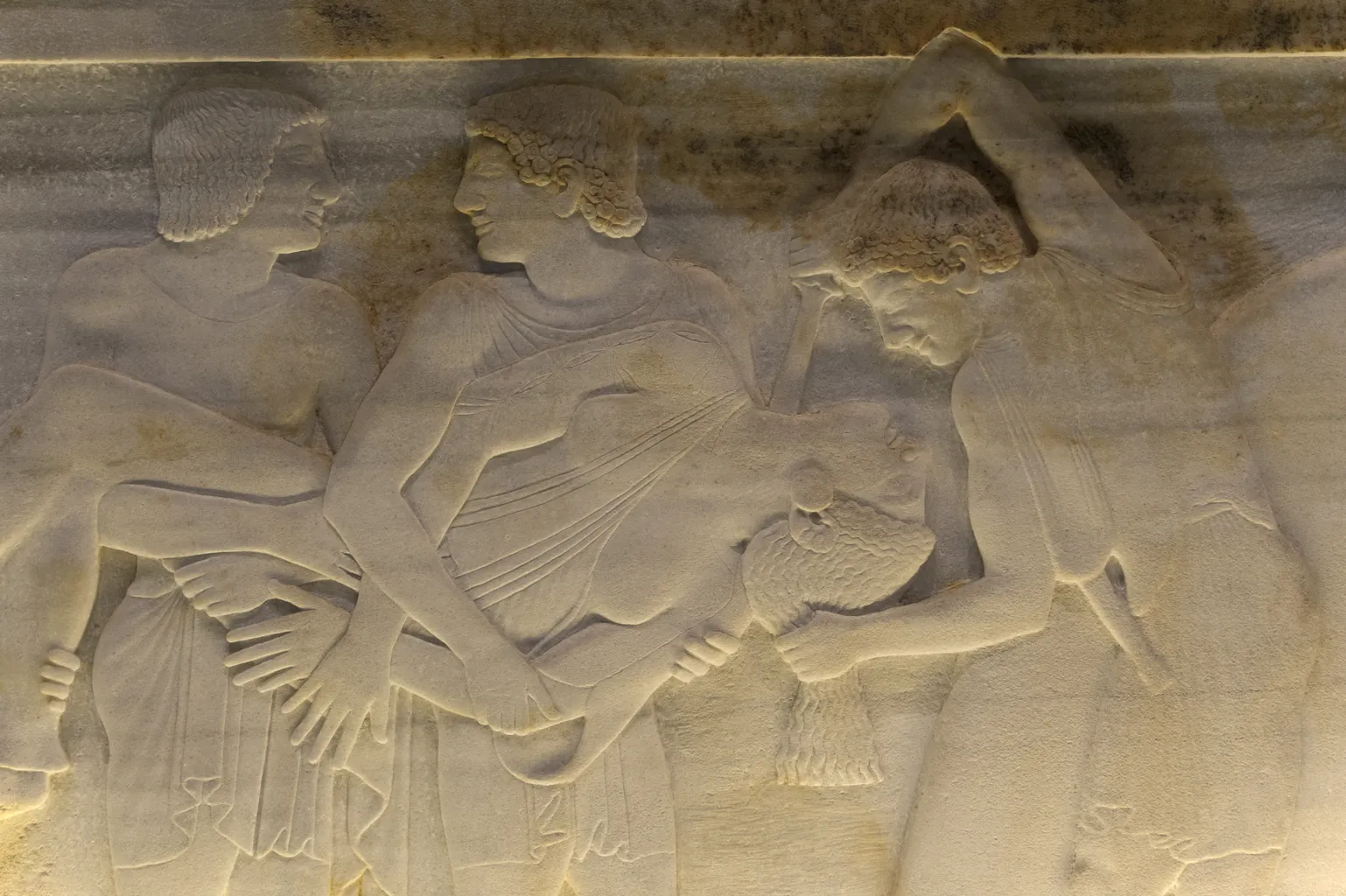 polyxena sarcophagus 2