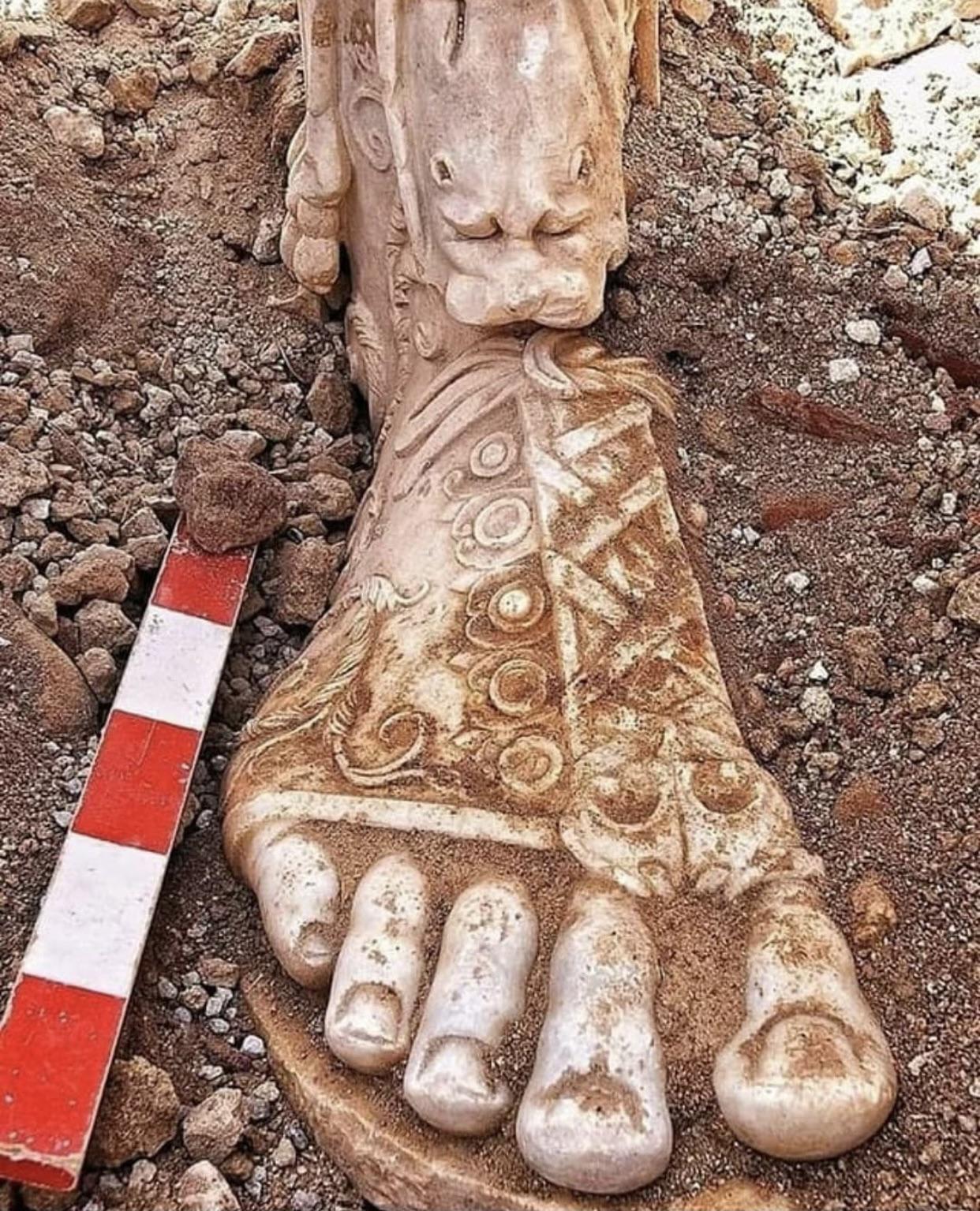 Foot of a marble sculpture of Marcus Aurelius unearthed in Southern Turkey  : r/interestingasfuck