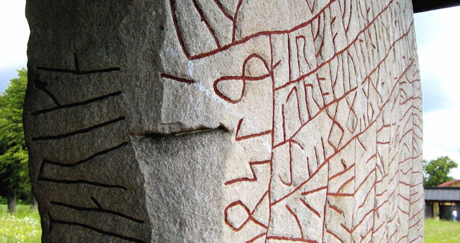 Rök Runestone: Where Father Mourned Dead Son - BaviPower Blog