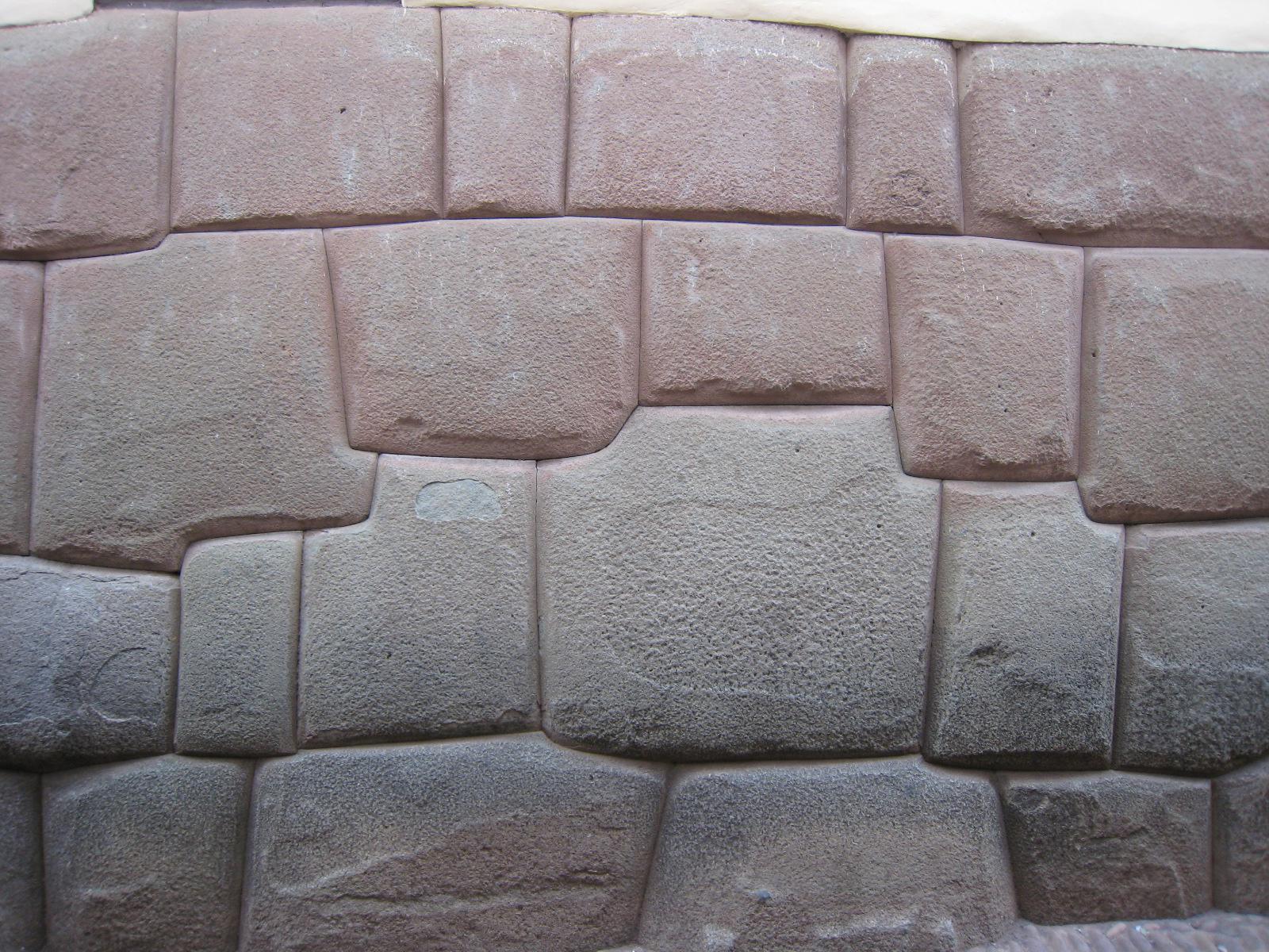 Beautiful stone work in Cusco, Peru : r/mildlyinteresting