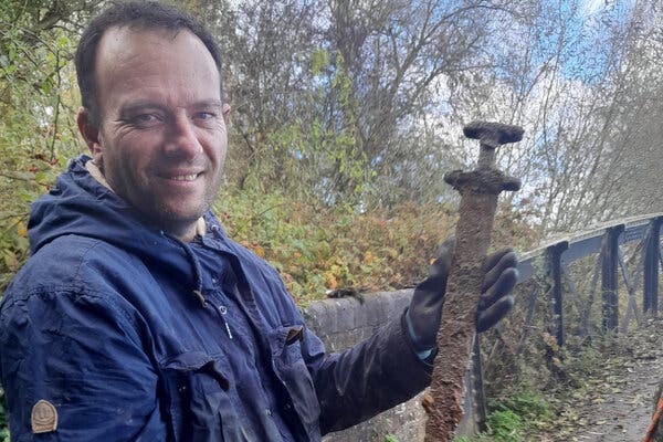 This Treasure Hunter's Latest Find? A 1,000-Year-Old Viking Sword. - The  New York Times