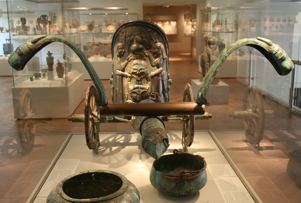 Monteleone Chariot: Etruscan - The Met | The Materials of th… | Flickr