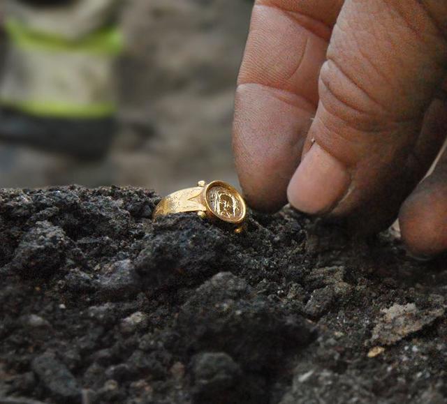 Gold ring found in Sweden about 500 years after "unlucky" person likely  lost it - CBS News