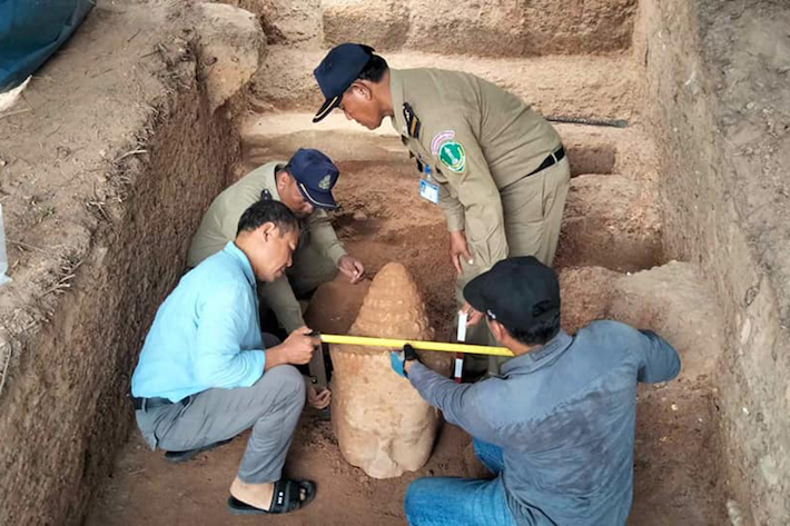 News - Head of a Large Statue Unearthed at Cambodia's Angkor Thom -  Archaeology Magazine