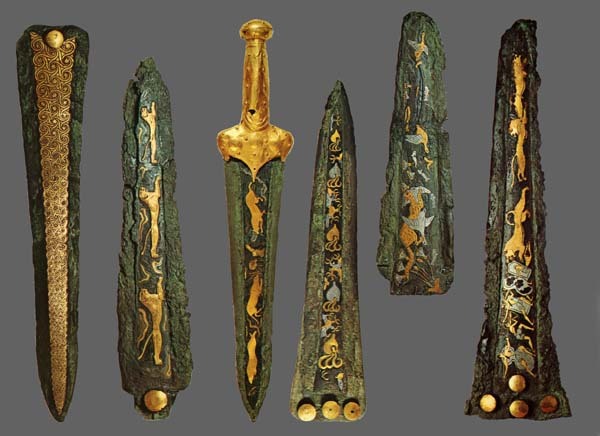 File:Mycenaean Dagger At The National Archaeological Museum, 47% OFF