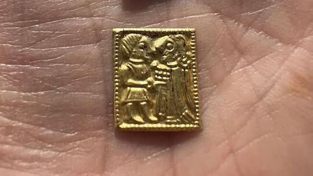 1,400-year-old gold figures depicting Norse gods unearthed at former pagan  temple | Live Science