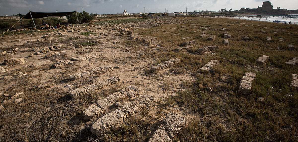 An Ancient Crusader Cemetery | CNRS News