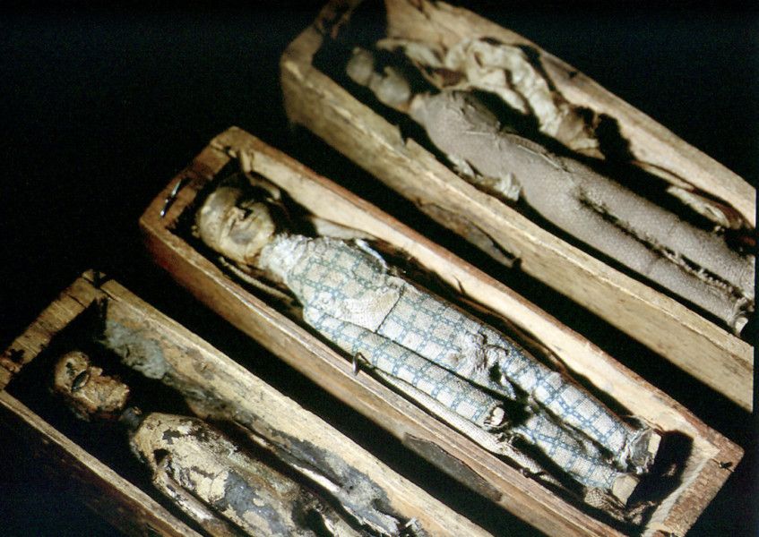 Author claims to have solved Edinburgh coffin-doll mystery