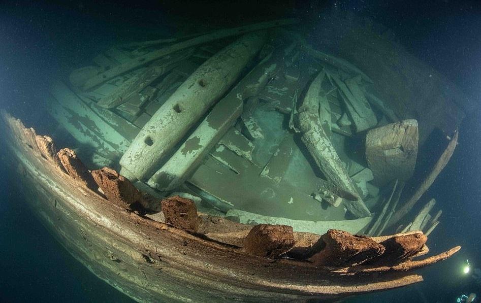 400-Year-Old Sunken Ship Found In Near-Perfect Condition