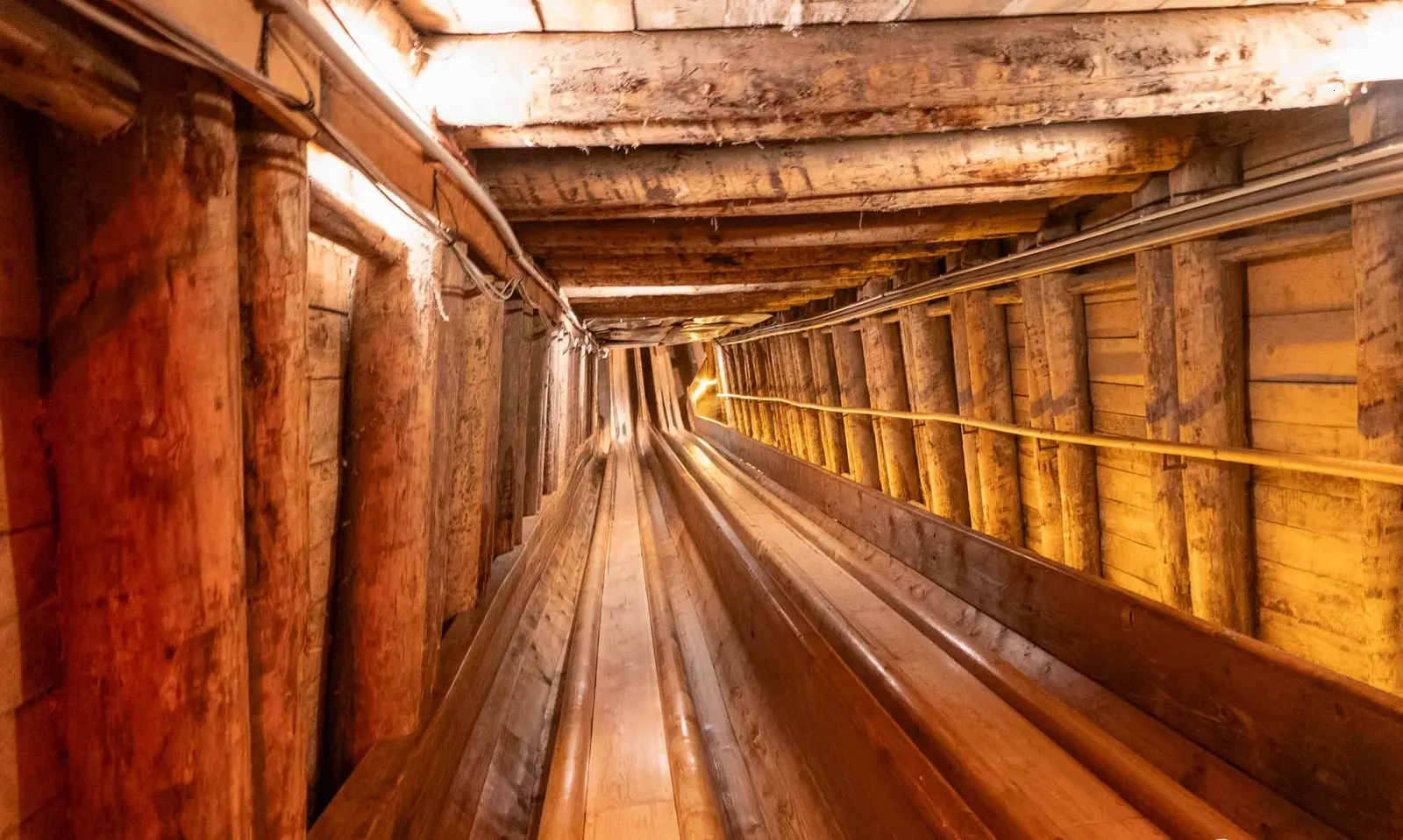 The two miners’ slides – a highlight in the Hallstatt salt mine