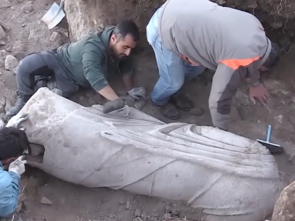 2000-Year-Old Statues Found in Hellenic City of Blaundos - GreekReporter.com