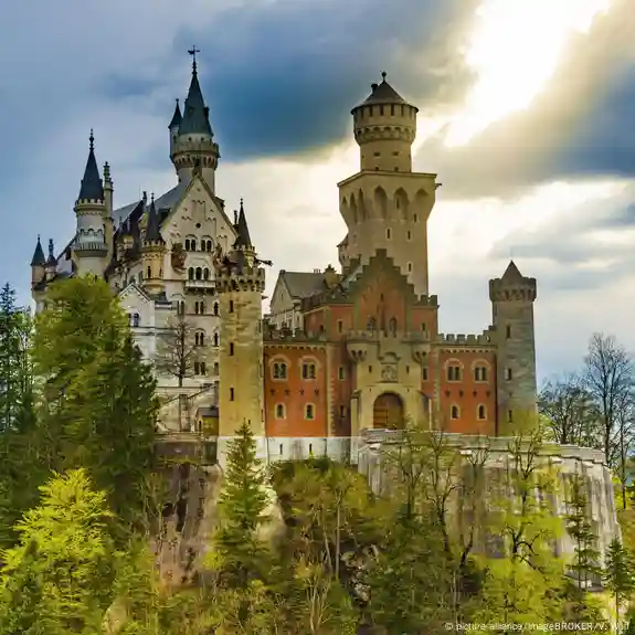 Unbroken enchantment: Neuschwanstein at 150 – DW – 09/04/2019