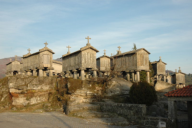 Focus on architecture: Hórreos (Galicia, Asturias, Northern Portugal, Basque Country) | polyglottando