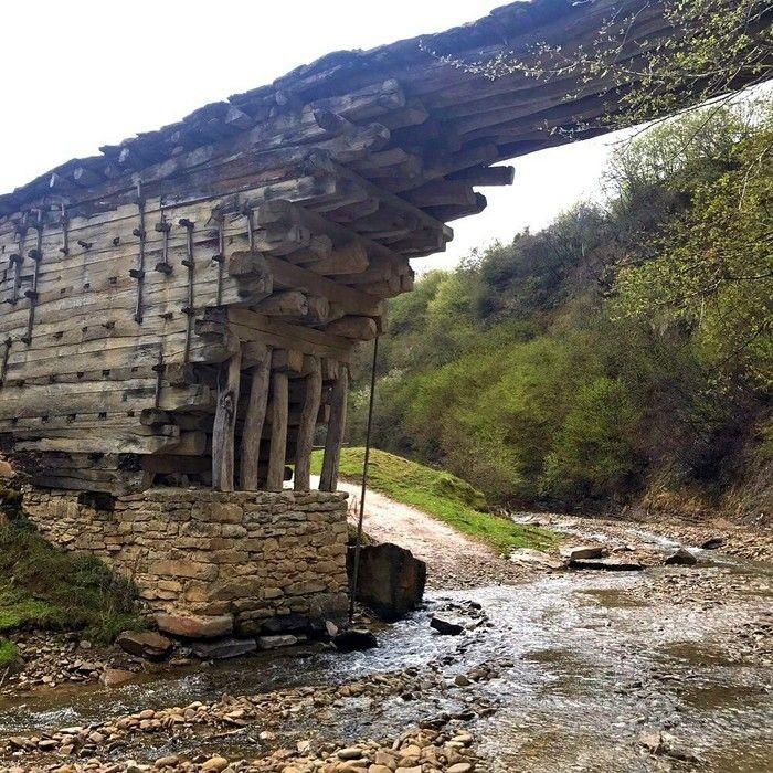 200-year-old Bridge Built Without A Single Nail In Dagestan, Russia