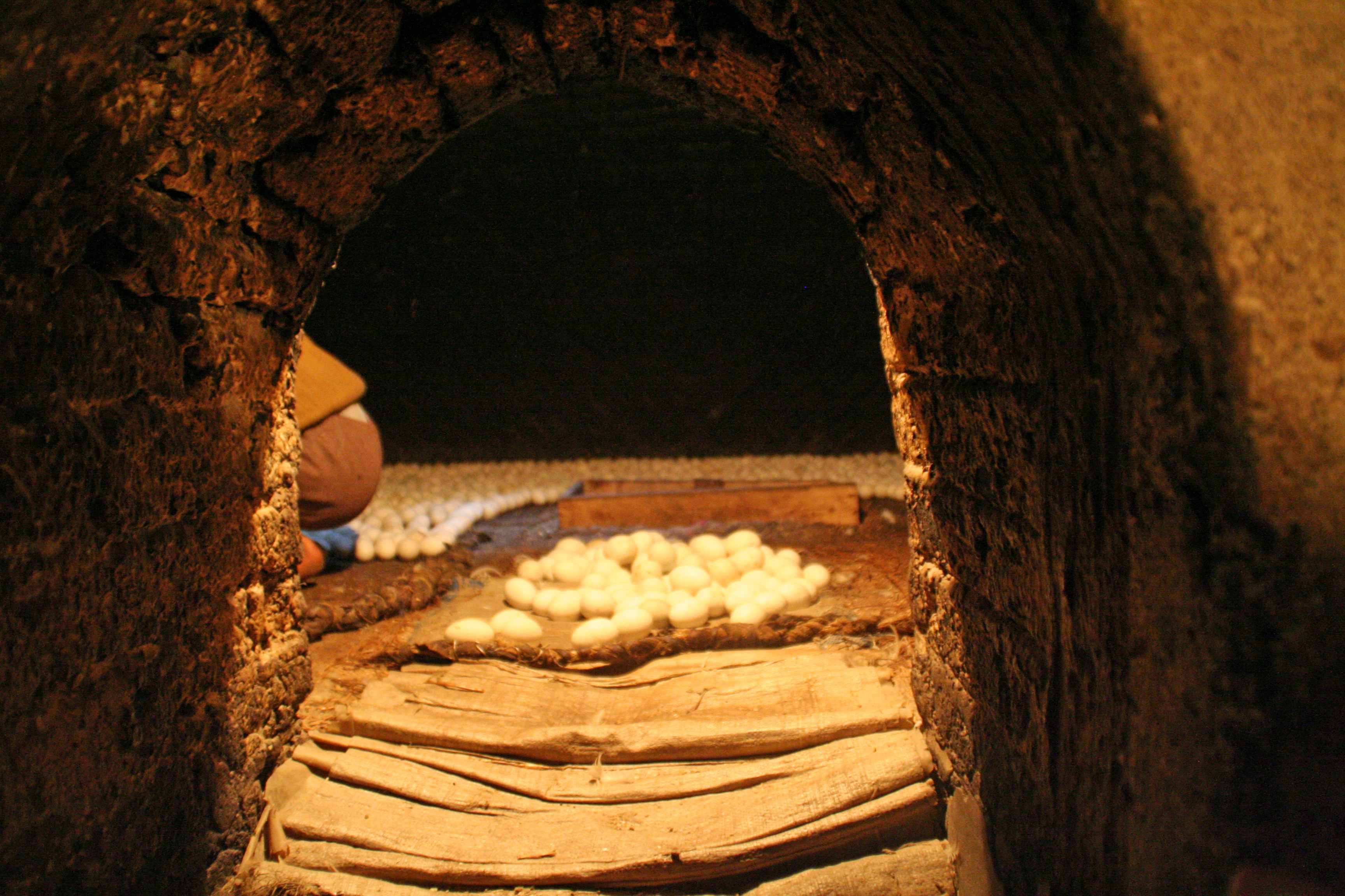 The Egyptian Egg Ovens Considered More Wondrous Than the Pyramids - Gastro Obscura