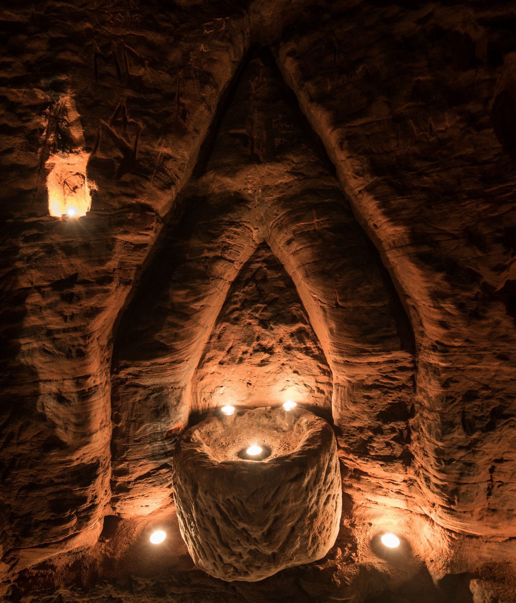 Rabbit hole leads to 700-year-old secret Knights Templar cave network in  Shropshire | Metro News