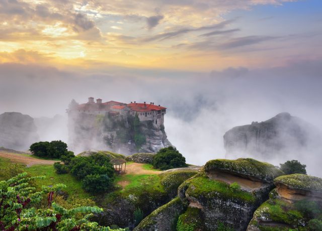 varlaam-monastery-fog