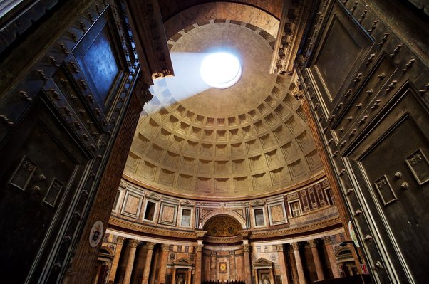 Why was the Pantheon constructed with a 30-foot-diameter Oculus (hole) in  its roof? - Quora