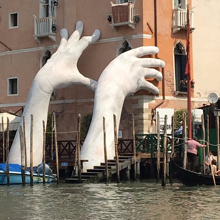 The Giant Hands - Picture of DiscoveringVenice - Walking Tours - Tripadvisor