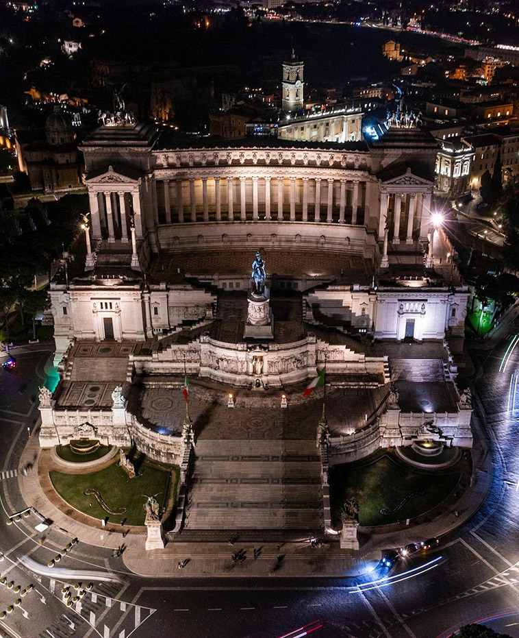 Vittoriano during the night