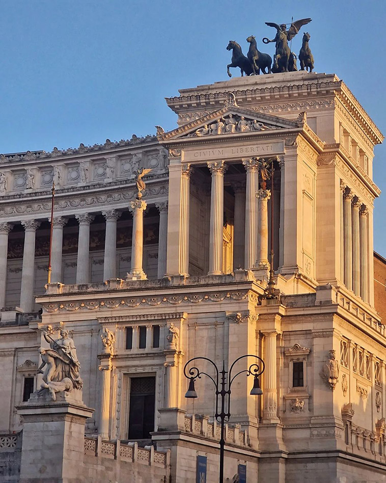 the columns and statues