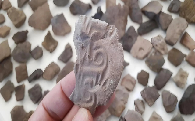 4,000 Clay Seals at Tappeh Teleneh Showcase Diverse Types and Functions