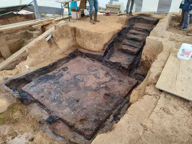 A Close-Up Look at the Roman Wooden Cellar Discovered in Frankfurt