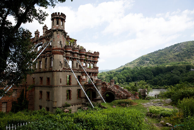 Bannerman Castle – Pollepel Island, New York, USA