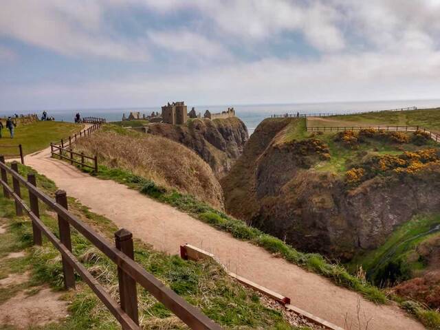 Dunnottar Castle is located at Stonehaven, AB39 2TL, UK, along Scotland’s rugged eastern coastline