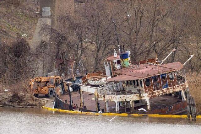 For those daring enough to explore these relics, abandoned riverboats offer a unique and thrilling experience