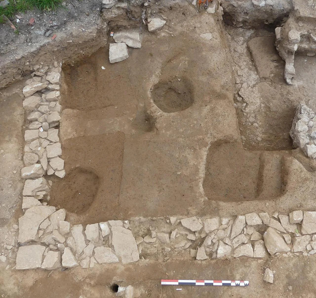 Funerary Enclosures Dating Back to the 2nd Century BCE to the Early 2nd Century CE Have Been Discovered, Featuring Foundation Walls, a Masonry Pyre, and Several Secondary Cremation Deposits