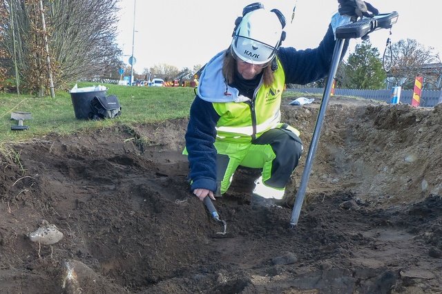 Many graves at Tvååker show evidence of cremation, a common Viking funerary practice