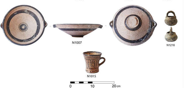 Pottery, jewelry, and ceremonial items reflect the influences of neighboring regions, highlighting the importance of Hala Sultan Tekke as a trade and cultural hub