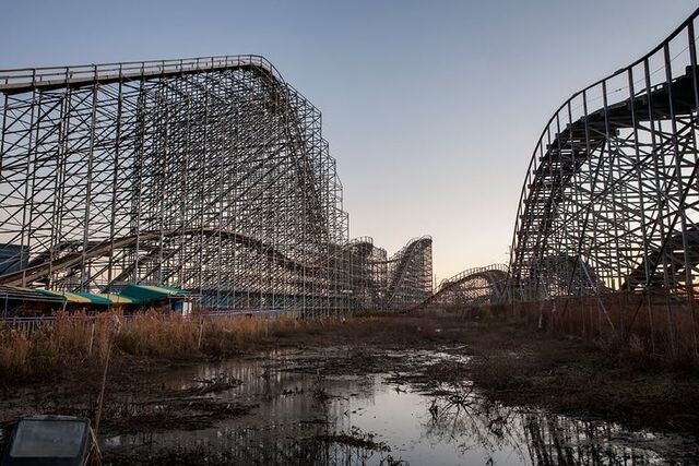 Since its closure, Nara Dreamland’s roller coaster has become a haunting yet mesmerizing sight.