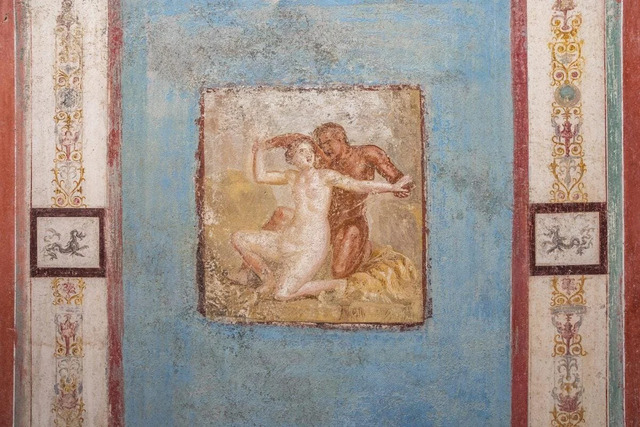 The frescoes adorning the walls of the House of Phaedra are extraordinary both in their artistic quality and their narrative depth