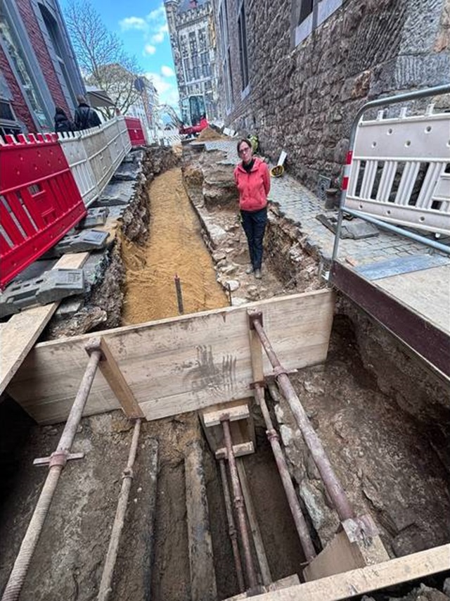 The wall also underscores the enduring influence of Roman engineering and urban planning