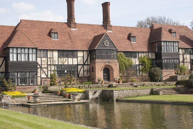 Tudor architecture holds a unique place in the hearts of enthusiasts and historians alike