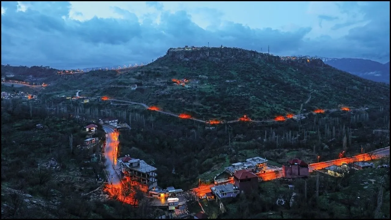 The city of Amediyah and the newly constructed highway beneath it.