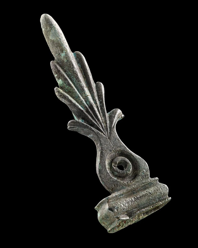 A bronze palmette belt hook unearthed during the 2023 excavation, showcasing exquisite Celtic artistry.