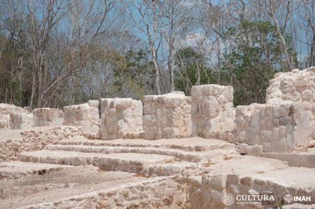 A closer perspective of the well-preserved walls and steps at the site, highlighting the rich architectural history of the Puuc region. (Credit: INAH)