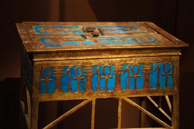 An Exquisite Box From the Tomb of Yuya and Tuya, Adorned With the Cartouche of Amenhotep III, Reflecting the Royal Connections of the 18th Dynasty.